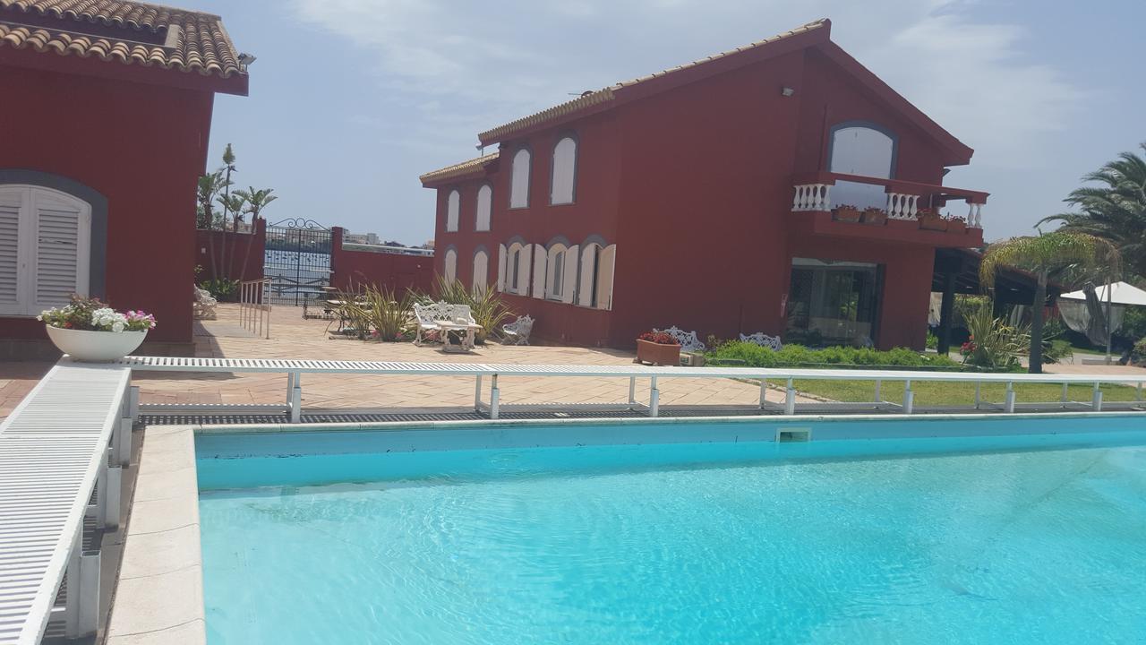 Torre di Faro I Giardini Di Giano Bed & Breakfast エクステリア 写真